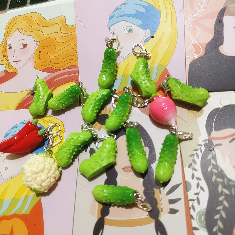 Cross-border hot model simulated vegetable cucumber pepper radish pendant emotional support keychain holiday gift