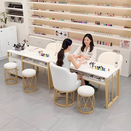 书架;书桌;电脑桌