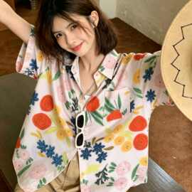 夏季新款复古碎花印花短袖衬衫女小众设计感时尚个性宽松显瘦衬衣