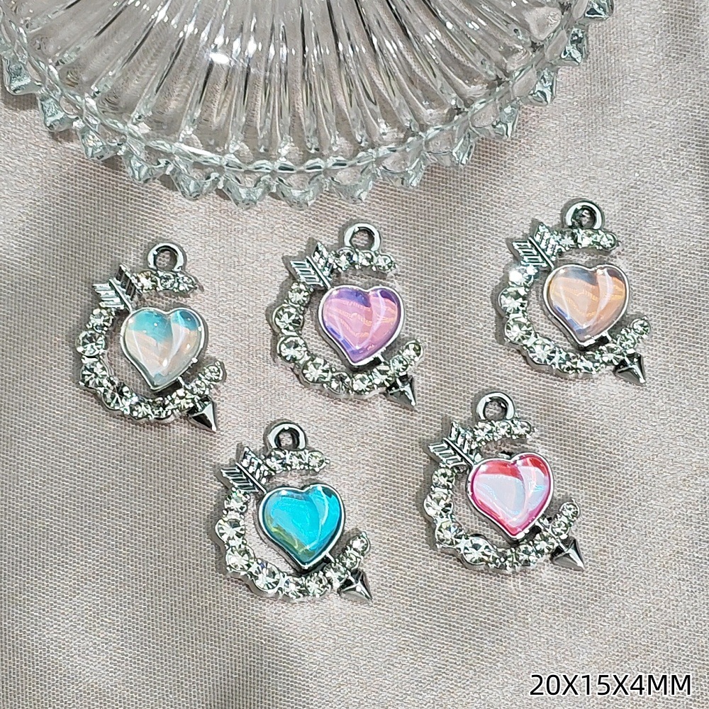Exquisitos accesorios de joyería colgante de diamante de alta protección ultravioleta al por mayor collar DIY artesanal colgante de materiales de ropa de pulsera