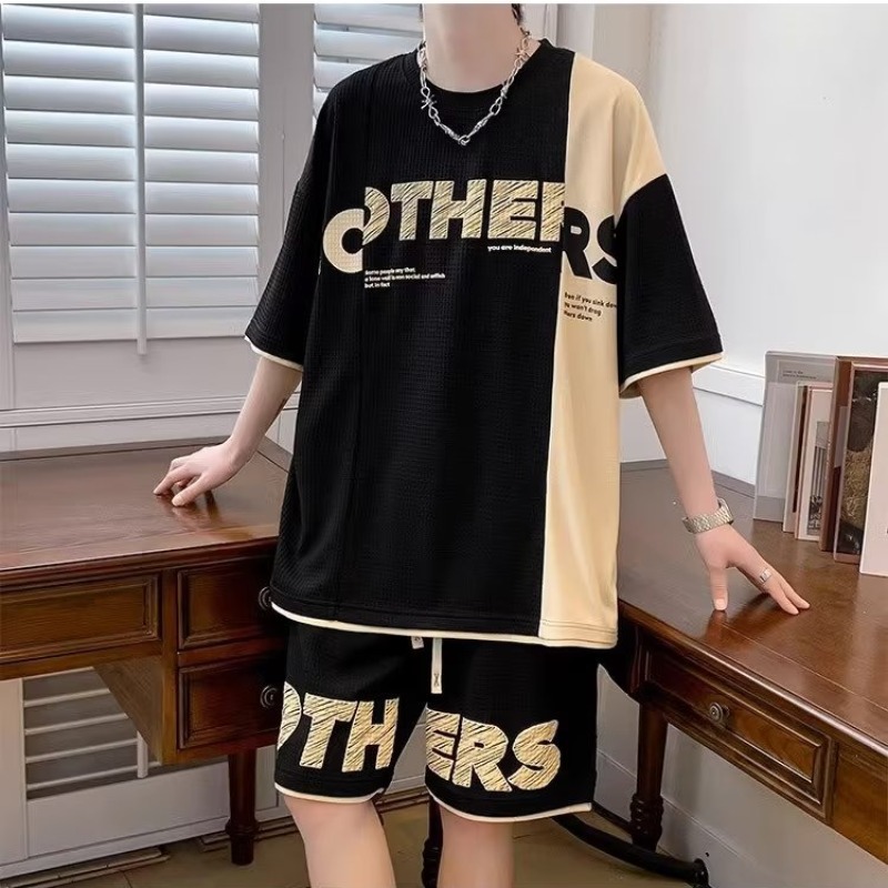 Camisa menos ropa estilo Hong Kong traje suelto verano nuevo color a juego personalidad juventud waffle media manga conjunto de dos piezas