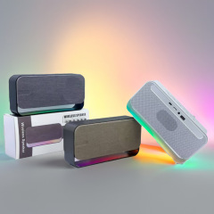 国境を越えた新しいエアロドームワイヤレス Bluetooth スピーカー屋外ポータブル RGB 雰囲気ライトデュアルスピーカーポータブルオーディオ