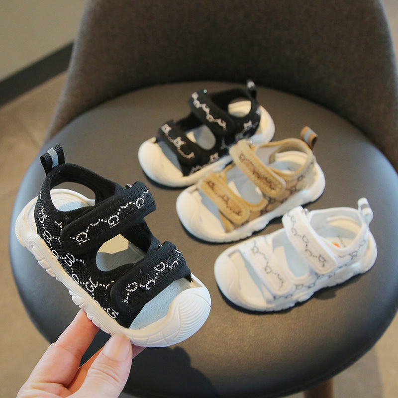 Summer shoes models 2021 summer new pattern Baotou Children Sandals soft sole Velcro men and women children's shoes One piece On behalf of
