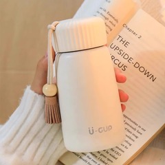 2025 新しい女性用ミニ魔法瓶カップ、見栄えの良い、シンプル、コンパクト、ポータブル、小容量カップ、卸売カスタマイズ