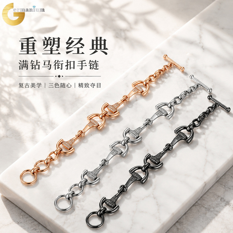 Stainless steel clasp bracelet, diamond-encrusted horsebit clasp, light luxury titanium steel OT clasp bracelet for women, gold-colored horseshoe clasp bracelet Stainless steel clasp bracelet, diamond-encrusted horsebit clasp, light luxury titanium steel OT clasp bracelet for women, gold-colored horseshoe clasp bracelet