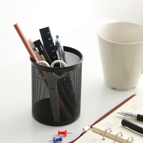 Deli Office Pen Holder Creative Fashion Desktop Pen Holder Ornament Student Metal Grid Pen Pen Holder
