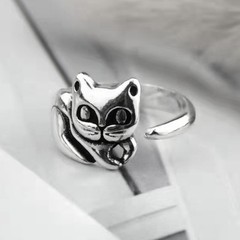 New Retro Black Simple Ring for Girls, Fresh, Sweet, Cute Cat Social Media Star Open Finger Ring for Sale