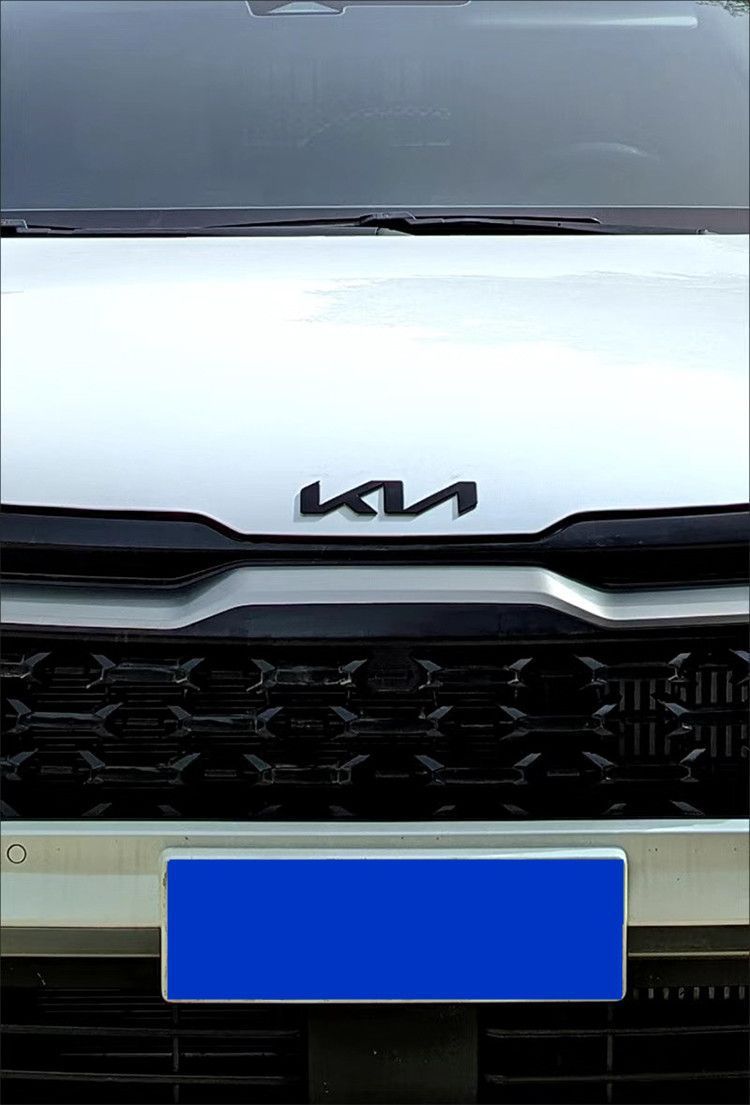 Suitable for Kia's new KN car logo metal sticker, modified black front and rear car logo decorative sticker, rear tail letter emblem