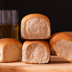 黑麥蕎麥老麵包代餐傳統手撕軟麵包早餐點心批發散裝整箱零食糕點