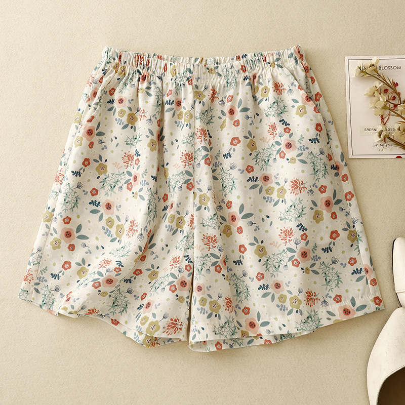 Summer New Style Printed Casual Pants for Women, Loose Fashion Shorts, Artistic Retro Print, Petite Elastic Waist Hot Pants