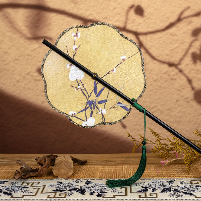Ventilador de cintura plegable de estilo antiguo, bambú, flecha, traje de Han, cheongsam, falda de caballo, espectáculo fotográfico, regalo de estilo nacional, portátil