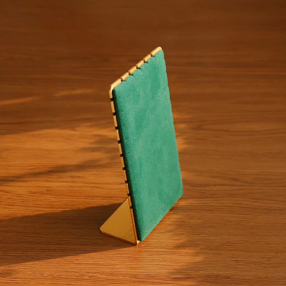 ��λ����չʾ�ܶ��������������ɹҼ��޲���Ʒ���м����������ɰ�