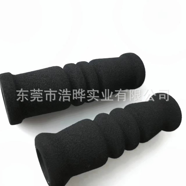 厂家直销高密度nbr发泡管 彩色减震泡棉护套水上用品防护海绵软管