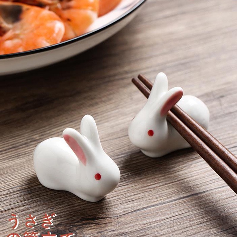 Japanese Zakka Groceries Ceramic Chopstick Holder Home Hotel Chopstick Pillow Cute Bunny Ornaments Pen Holder Decoration