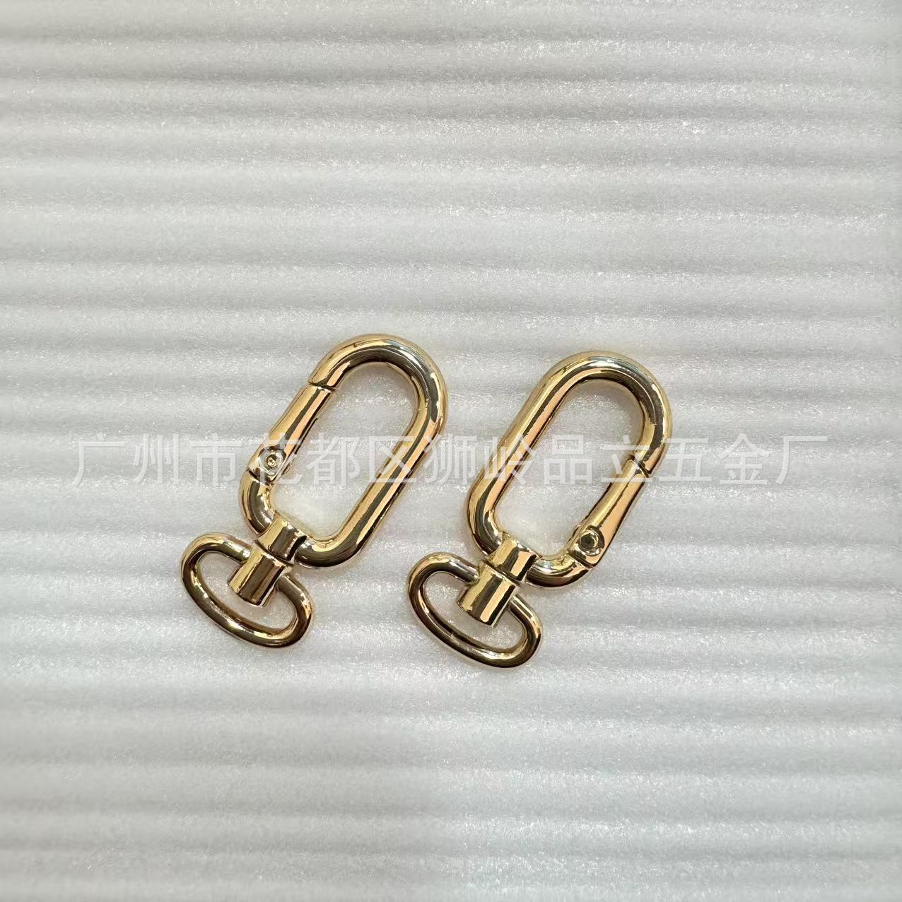 d13930e2bc1f291896f1f8069742ec