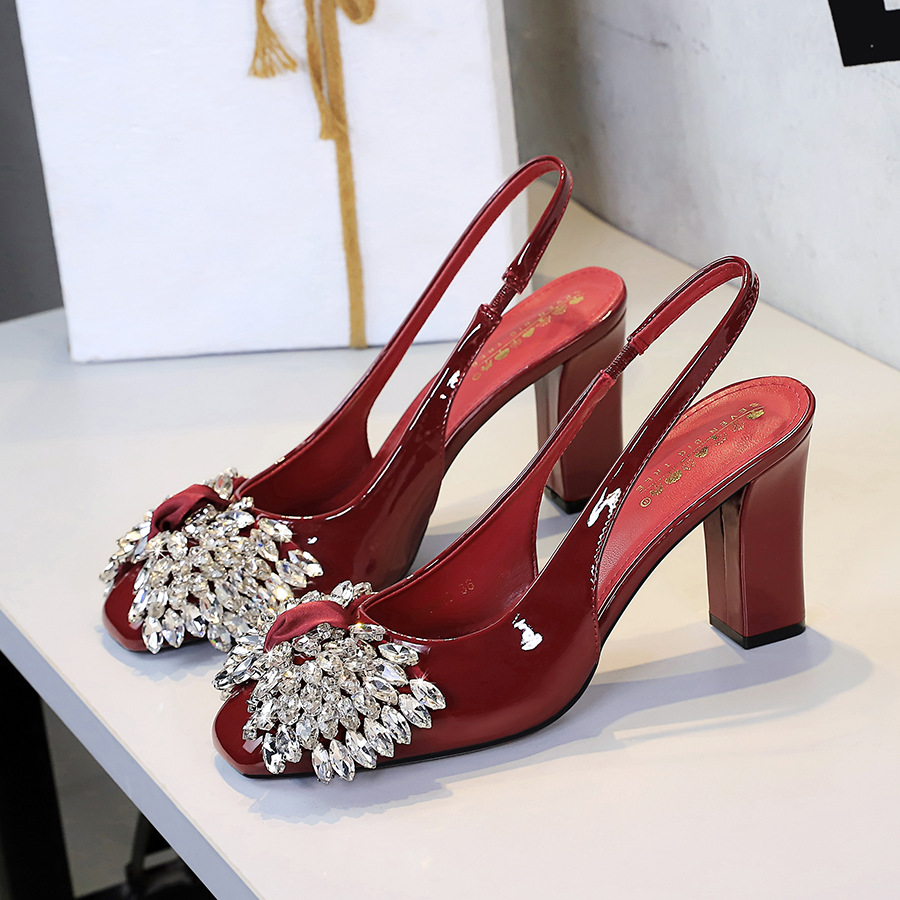 8319-H72 Korean Style Banquet Shallow Mouth Square Toe Patent Leather Women's Shiny Rhinestone Bowknot Chunky Heel Back_vogvips.com