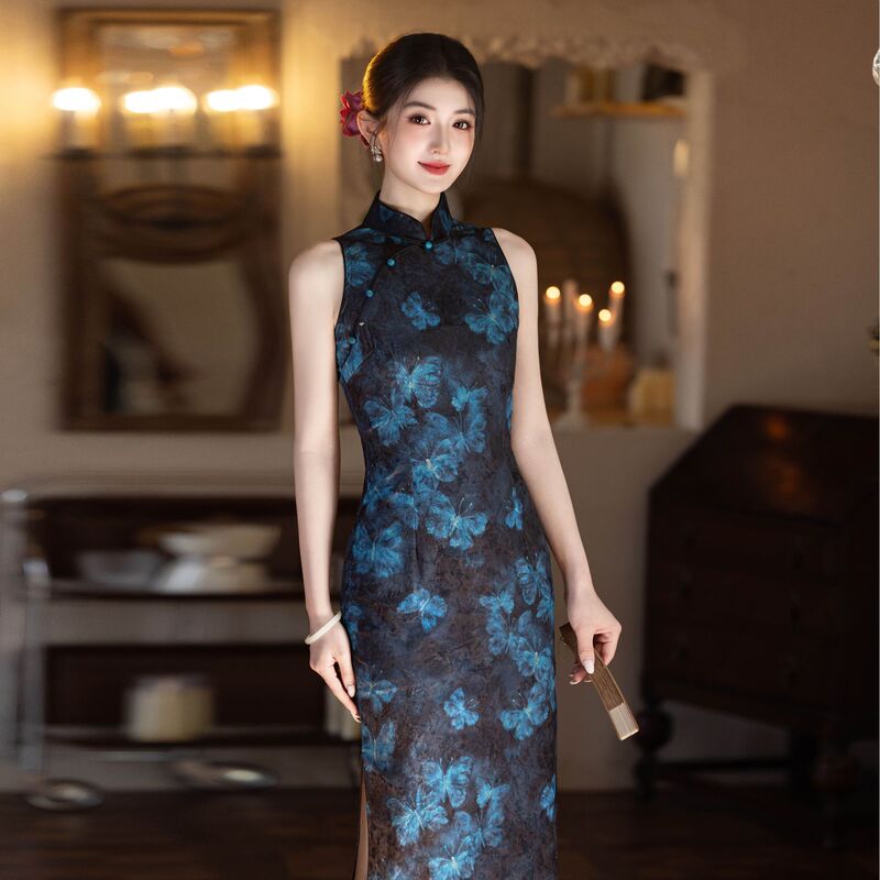 2026 Spring and Summer New Style Cheongsam Blue Velvet Retro Long Cheongsam Elegant Girl High-End Cheongsam 2026 Spring and Summer New Style Cheongsam Blue Velvet Retro Long Cheongsam Elegant Girl High-End Cheongsam