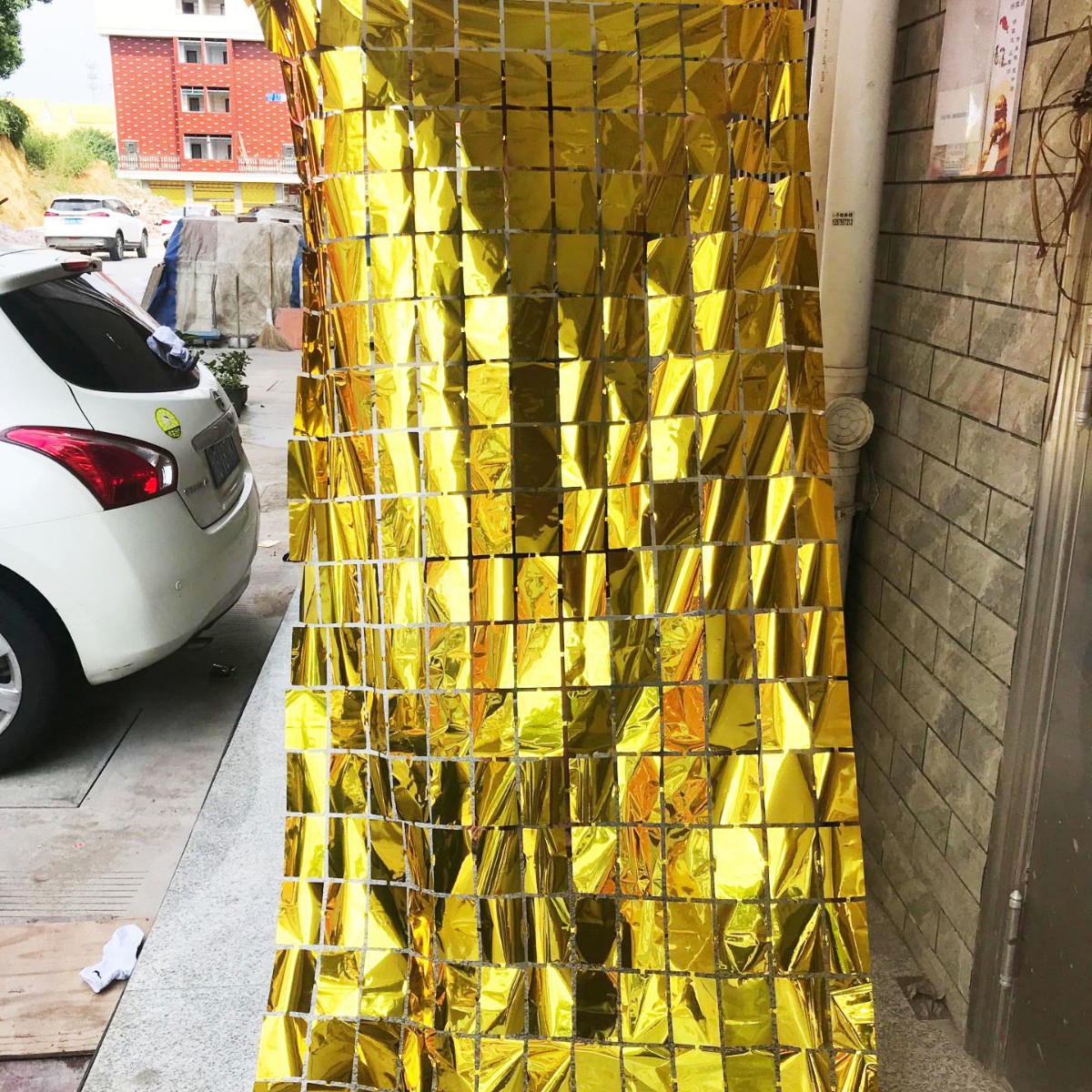 1*2m cuadrado de película de aluminio brillante cortina de seda de lluvia colorida cortina de puerta accesorios de decoración de cumpleaños pared de fondo de fiesta dibujo de flores transfronterizo