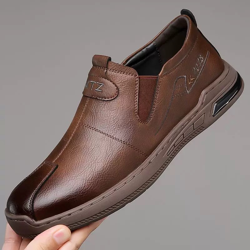 Men's Simple Leather Shoes 2026 New Style Slip-On Soft Leather Business Driving Shoes Trendy Casual Soft-Soled Shoes