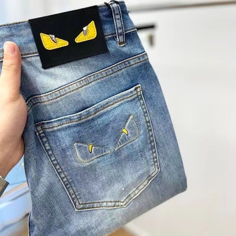 24 Spring and Summer New Men's Jeans Korean Stretch Slim Fit Leg High-end European Blue Monster Long Pants 24 Spring and Summer New Men's Jeans Korean Stretch Slim Fit Leg High-end European Blue Monster Long Pants