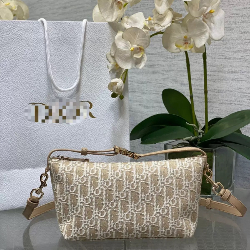 【Guangzhou Premium Original Factory】2025 New Model Gilded Series Monogram Embroidery Fashionable Versatile Shoulder Crossbody Bag