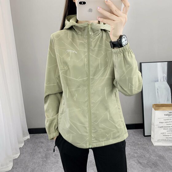 Double-sided Jacket Spring and Autumn Jacket Women's Cardigan Outdoor Hooded Sports Windproof Waterproof Hiking Soft Shell Mountaineering Suit