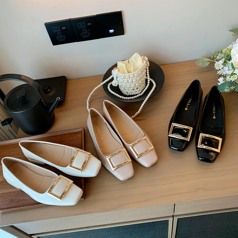 1001-20 French-Style Chunky Heel Square Buckle Single Shoes 2026 New Shallow Mouth Versatile Low-Heeled Shoes Wide Fit Large Size Women's Shoes 41