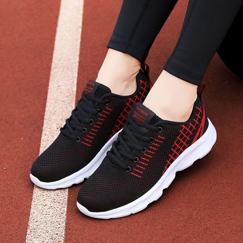 Black Sport Shoes for Women, Mesh Surface for Breathability, 2025 New Model Flat Running Shoes, Lightweight Mother's Shoes, All Black Work Shoes