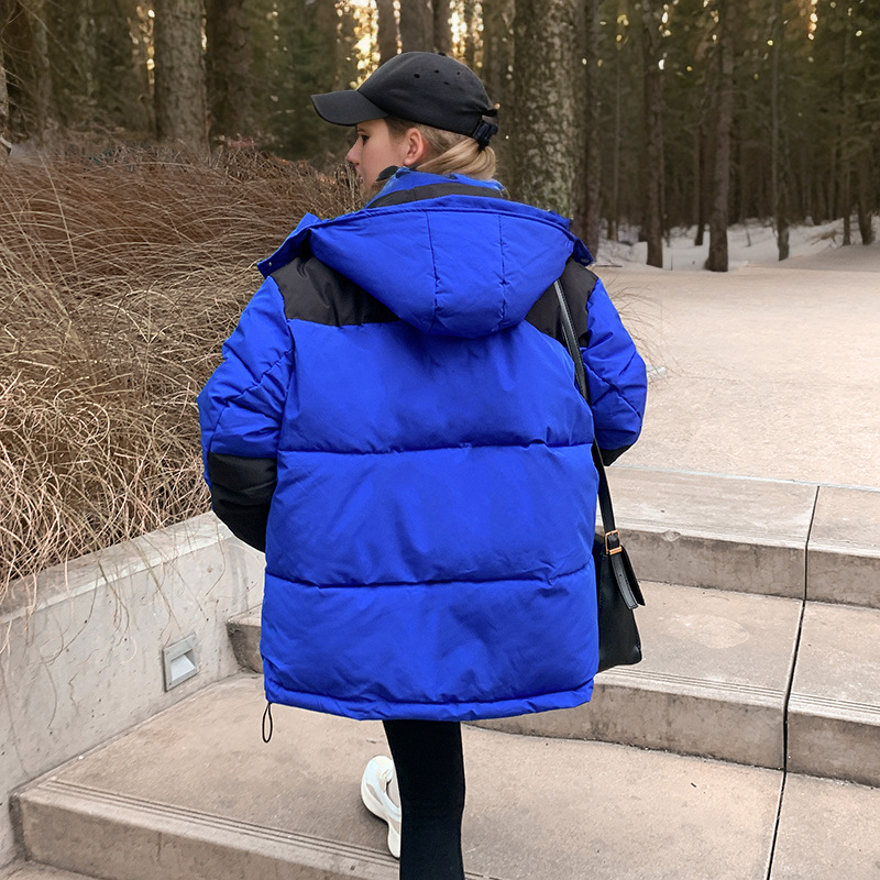 Warme Jacken für Damen sind beliebt bei übergroßen Overalls und locker geschnittenen, baumwollgefütterten Jacken_voghion.com