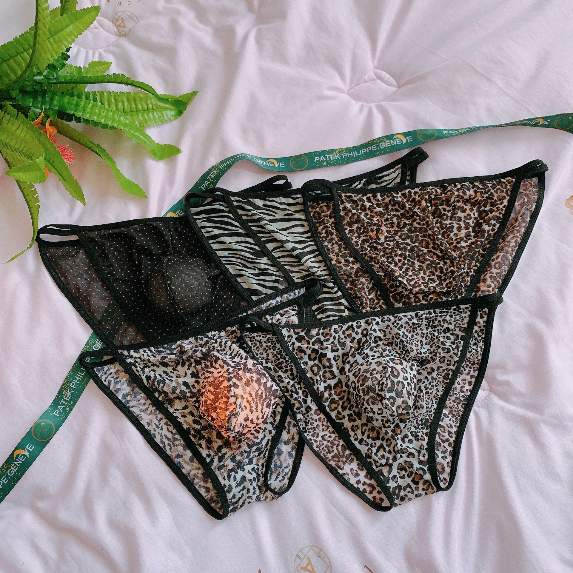 New fashion transparent mesh sexy leopard print sexy bag briefs low waist personality charming U convex breathable underwear