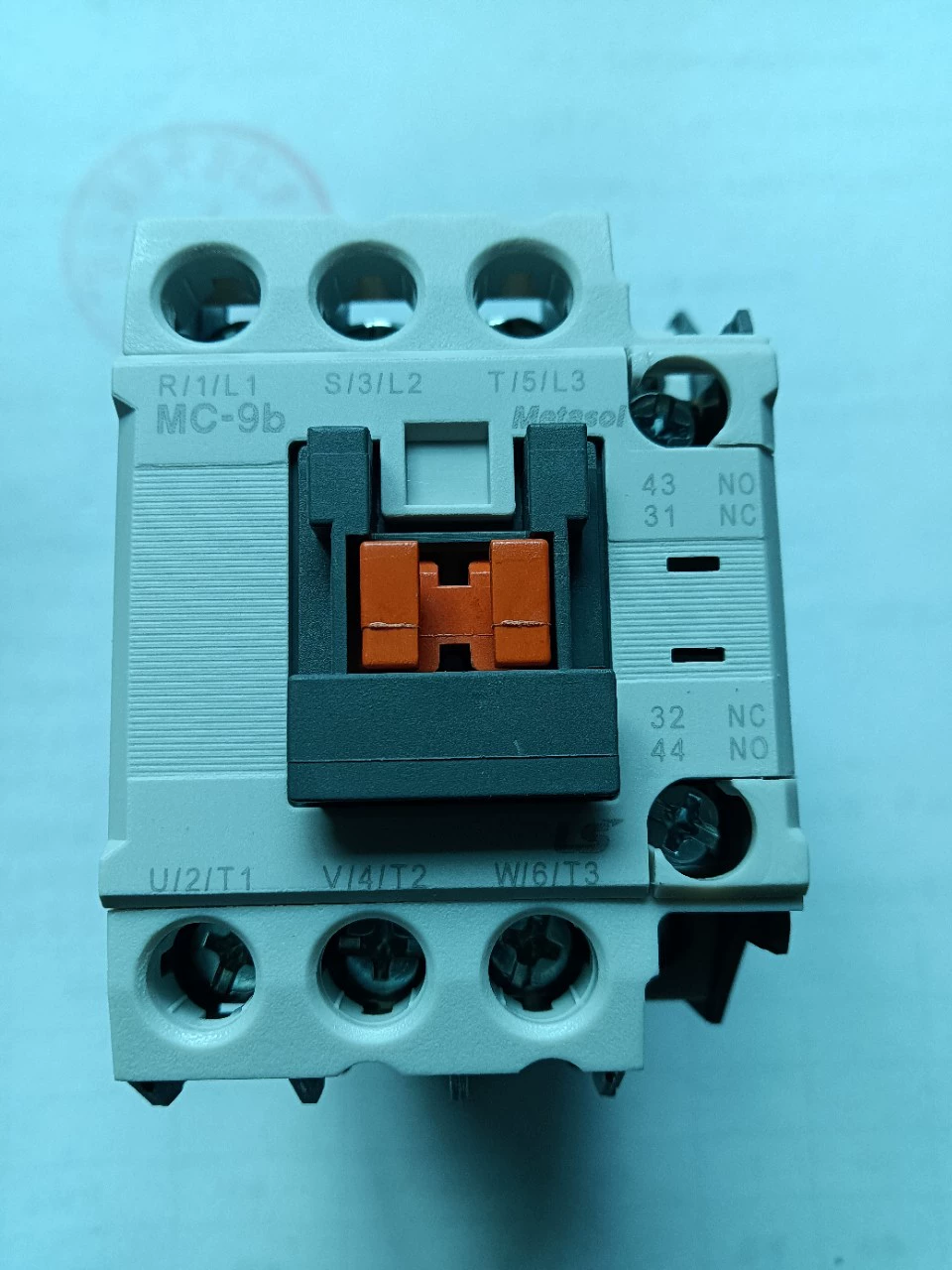 Совершенно новый оригинальный электрический контактор производства LS MC-9b.