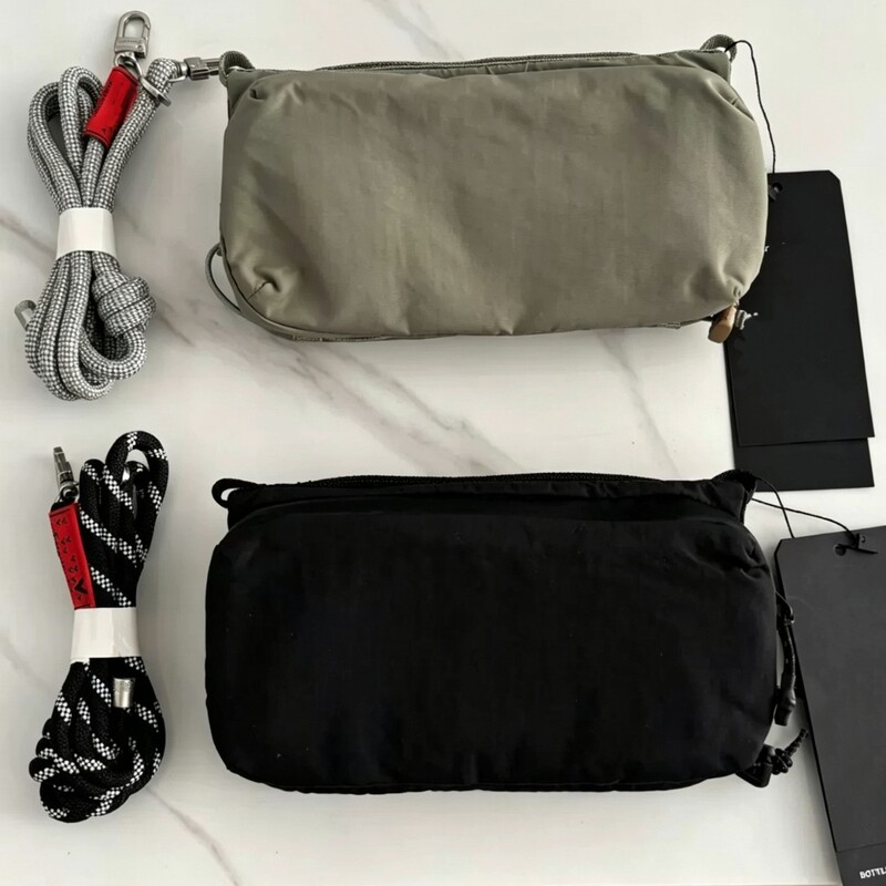02111 Cross-Border New Style Tote Bag Water Bottle Bag Unisex New Color Crossbody Shoulder Fashion Casual Niche Commuter Bag