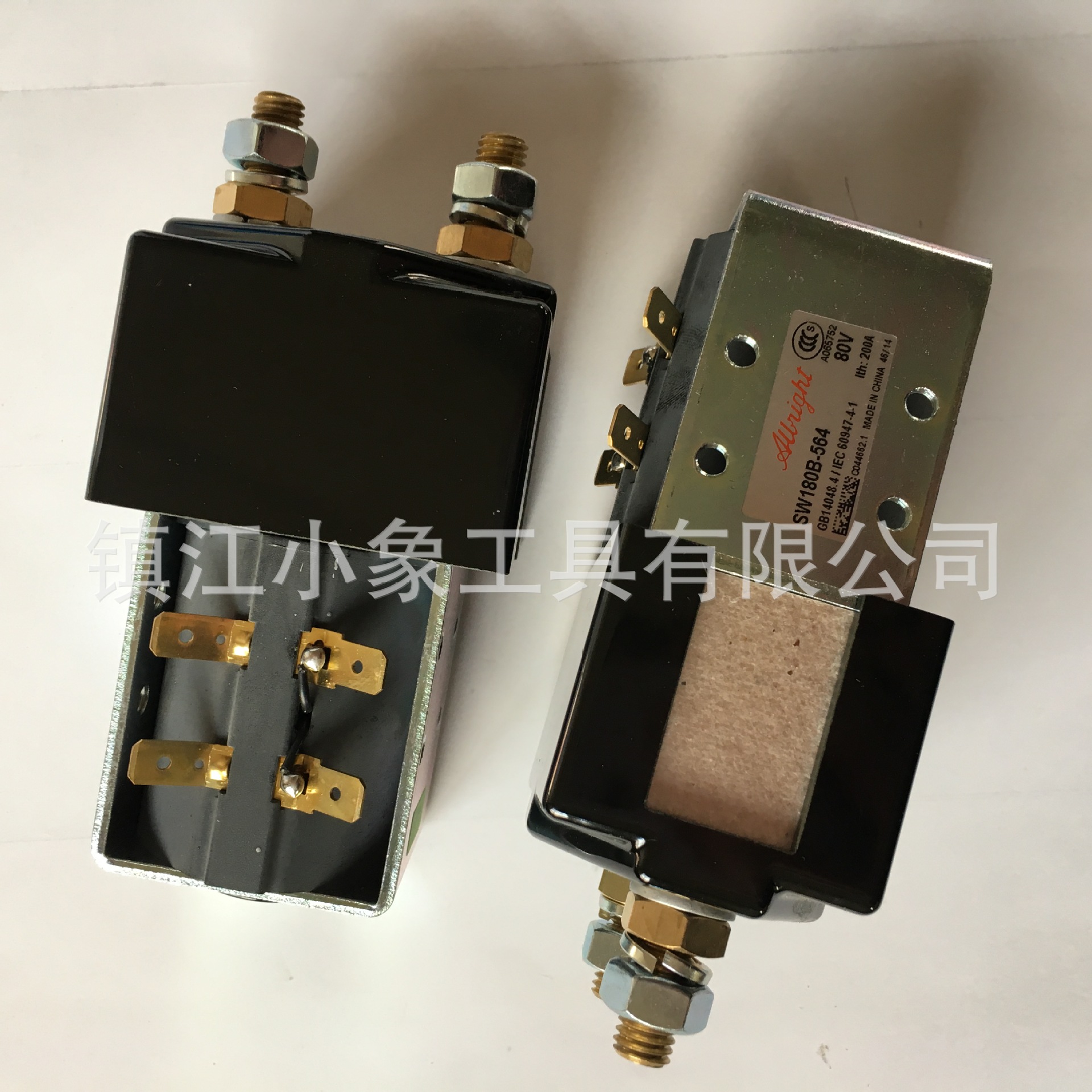 陆地方舟电动汽车接触器 电磁阀 SW180B-564 80V 72V 配件