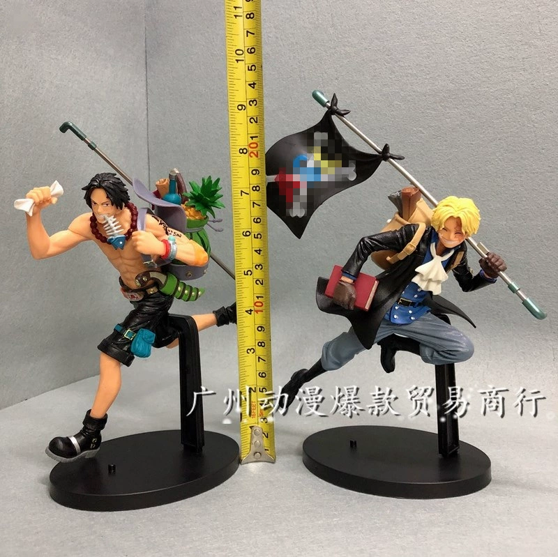 Фигура-украшение (One Piece) набор рюкзаках для бега с Луффи, Эйс и Сибо — поза бега, около 23 см