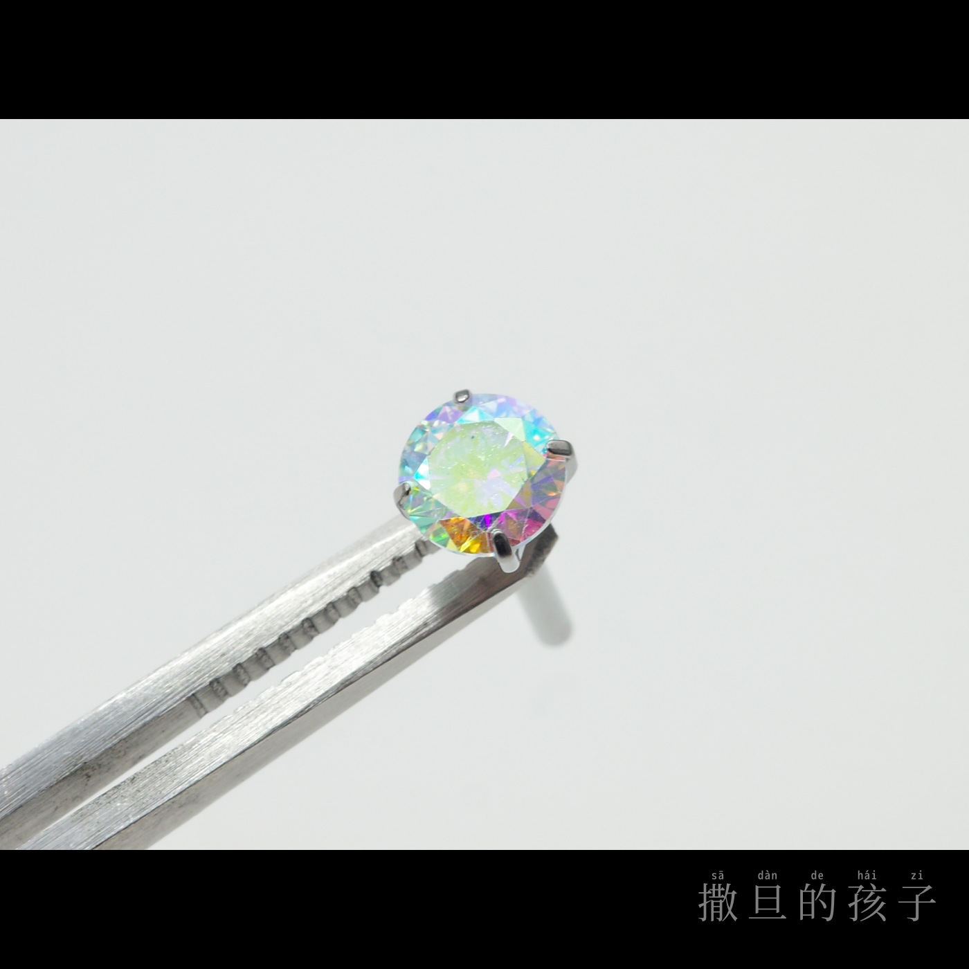 Titanium Alloy Flashing Zircon Tongue Piercing Barbell Internally Threaded for Women detail image 12