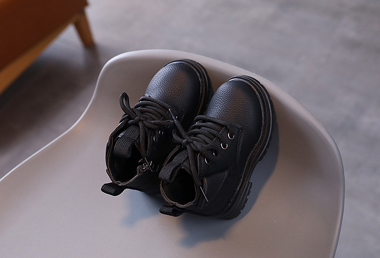 Botas curtas britânicas para meninos e meninas, primavera 2024, sapatos antiderrapantes com sola macia para bebês_voghion.com