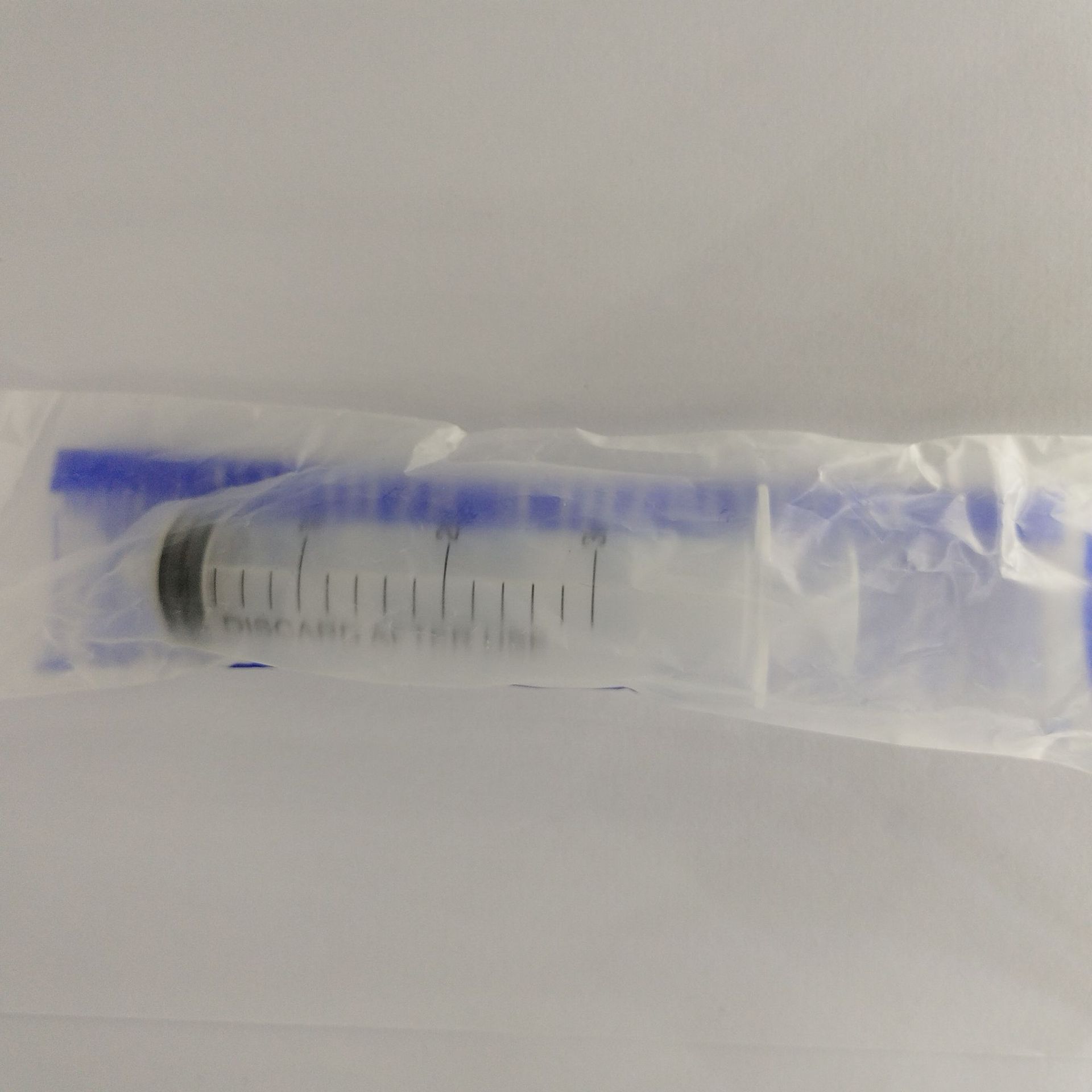 Comercio exterior al por mayor 1-500ml jeringa de plástico desechable boca recta con aguja jeringa animal