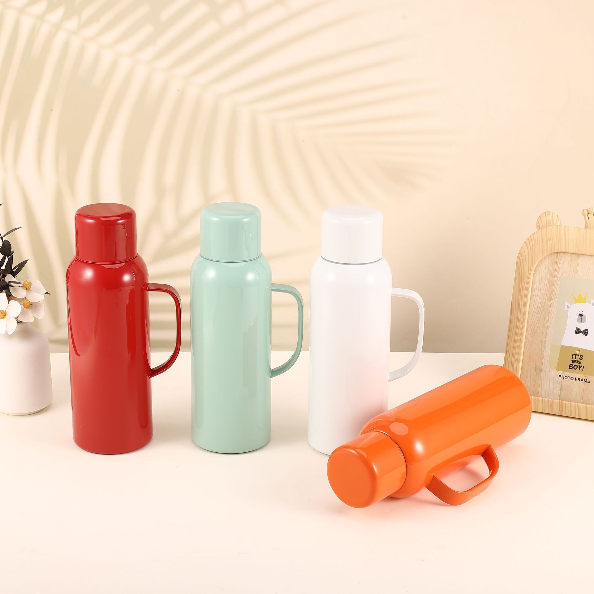 Gourde isotherme en inox avec affichage de la température_voghion.com