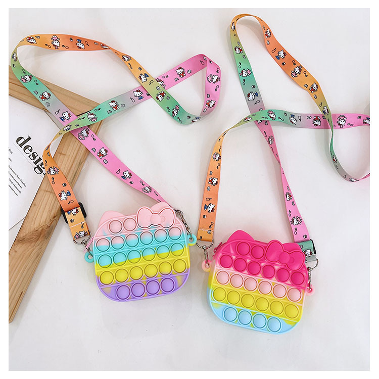 Children's Silicone Bag 2021 New Creative Decompression Small Bag Coin Purse Candy Color Messenger Bag display picture 17