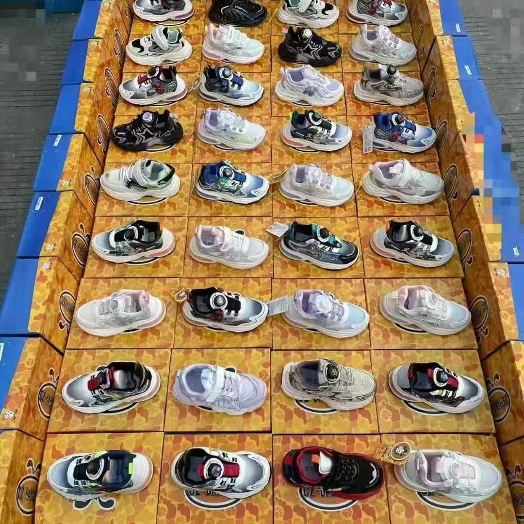 2025新款童鞋运动鞋小孩男童老爹鞋中大童跑步鞋库存鞋撤柜鞋尾货