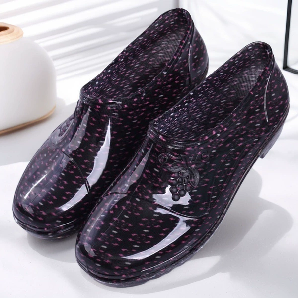 Black dots [black bottom without cotton cover]