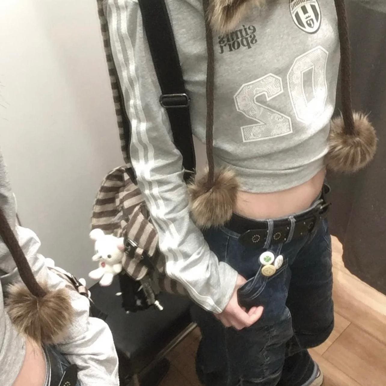 アメリカンレトロホットガールスリムジャージスタイル長袖Tシャツ女性用2025春秋新作スポーツショートカラーブロックトップ