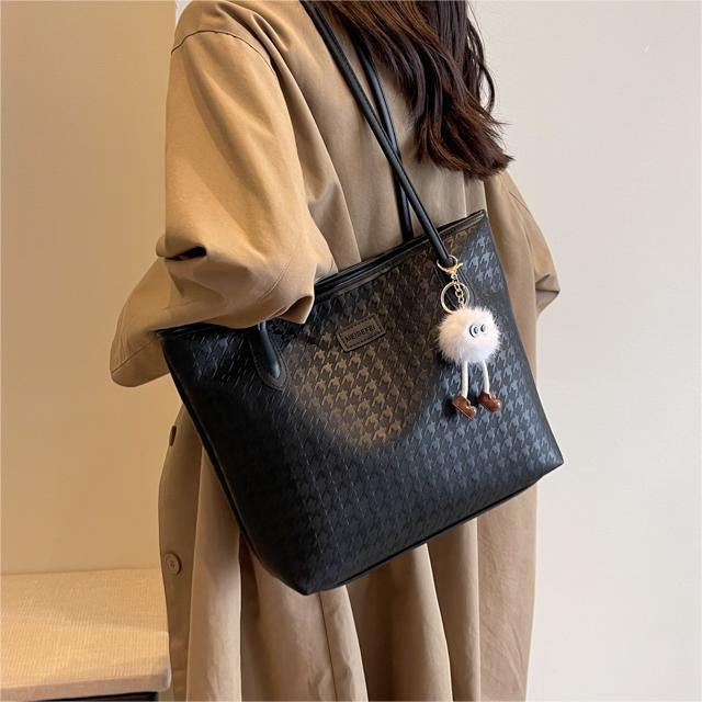 Bolso de gran capacidad de cercanías de moda 2023 nuevo bolso de mujer bolso de hombro de estilo occidental casual todo partido bolso de mano de color de contraste de moda