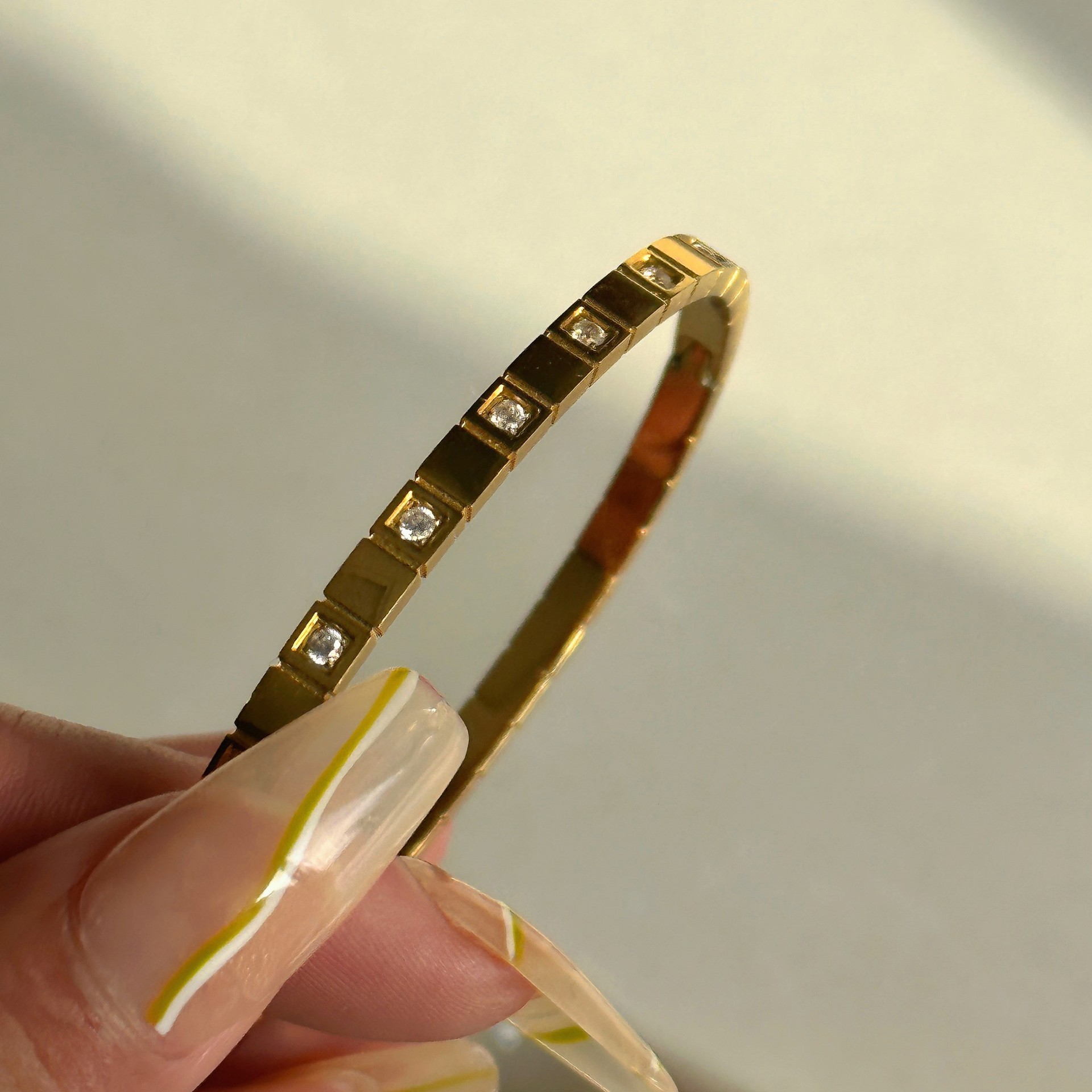 Zircon Inlay Material Wholesale Simple Style Eye Titanium Steel 18k Gold Plated Zircon Bangle