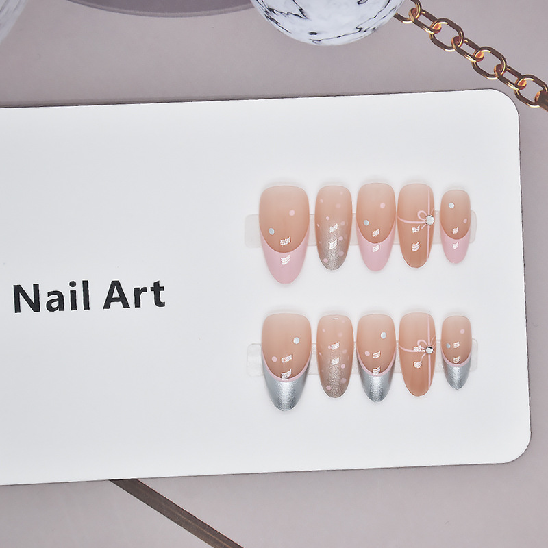 10 piezas de uñas nuevas uñas de almendras rojas pequeñas parches de uñas falsas manuales perforación de uñas prefabricadas