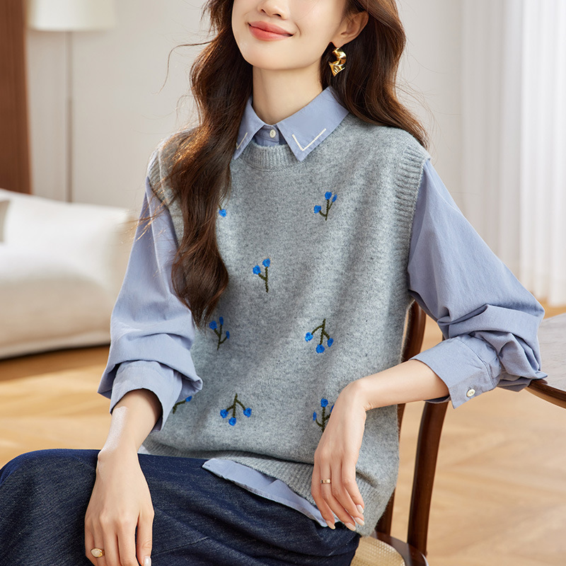 メーカー直販ニットベスト秋服女性の新デザイン感vネックボタンがゆったりしています。|undefined