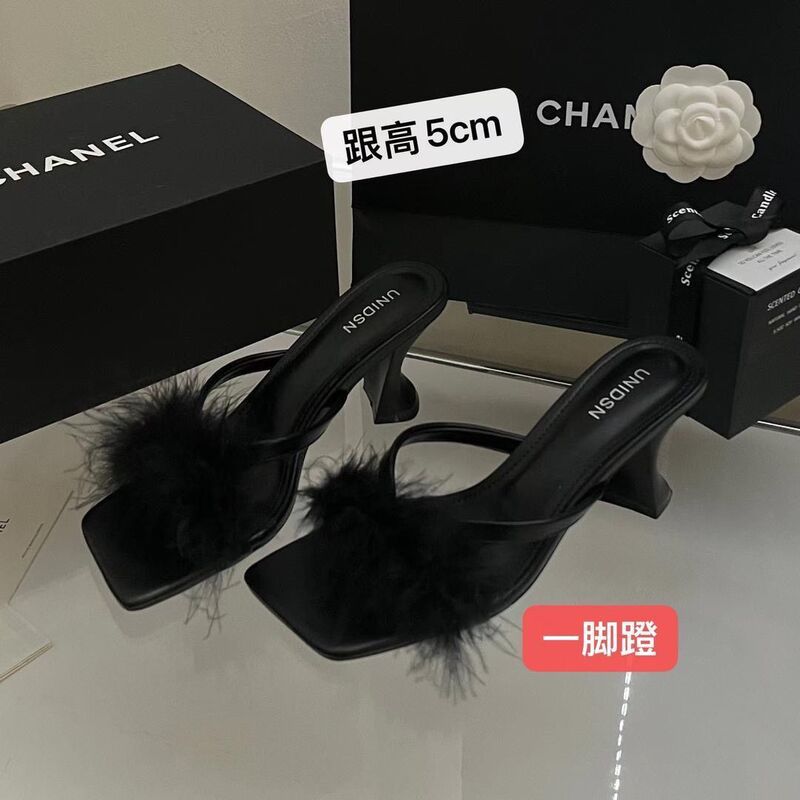 Fashion Feather Stiletto Square-Toe Sandals High-Heeled Influencer Style Furry Slippers for Women Outdoor Wear 2025 Autumn New Model Fashion Feather Stiletto Square-Toe Sandals High-Heeled Influencer Style Furry Slippers for Women Outdoor Wear 2025 Autumn New Model