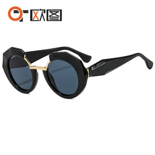 �¿�r��Ů�A�η���̫��R�羳�W���������Է��{��ƽ���Rī�R5700