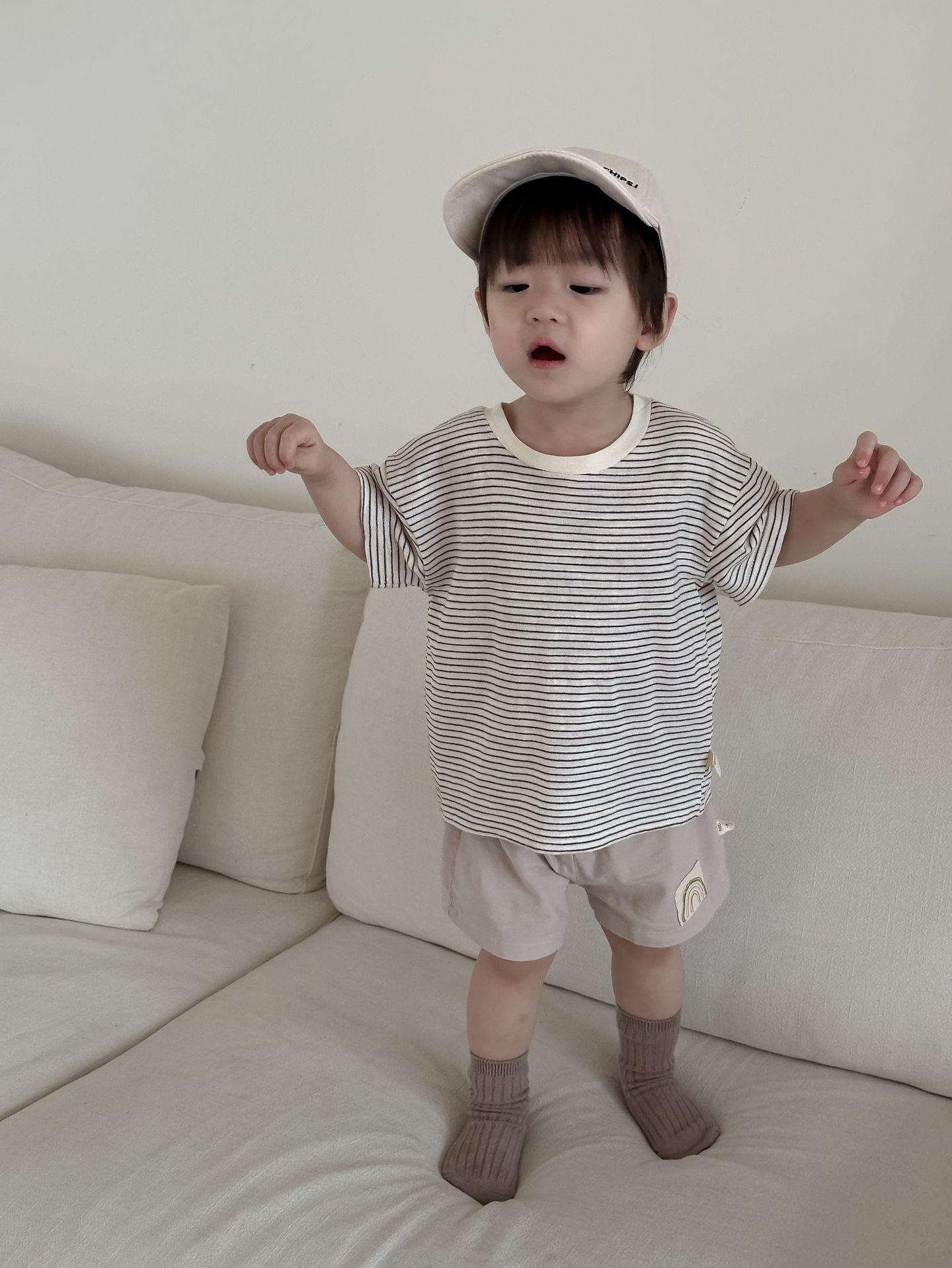 Conjunto de camiseta de manga corta y pantalones cortos de verano para niños, ropa infantil fina de estilo coreano, ropa de verano para bebés, ropa de verano para niños