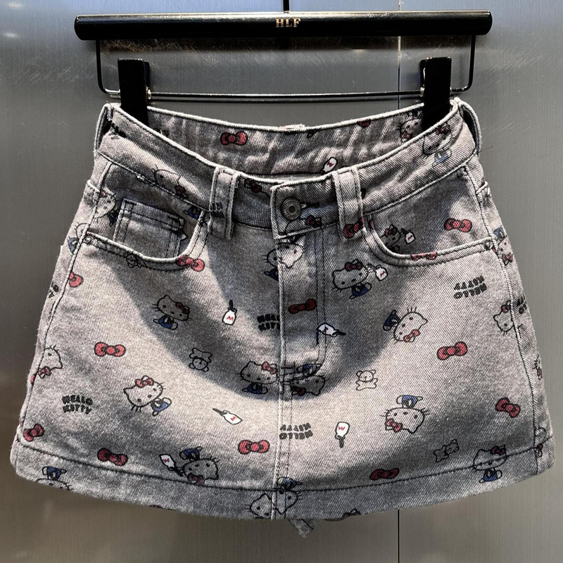 Whoever Wears It Looks Hot! Hello Kitty All-Over Print Denim Short Skirt for Women, New Summer Style, High-Waisted, Slimming A-Line Bodycon Skirt Whoever Wears It Looks Hot! Hello Kitty All-Over Print Denim Short Skirt for Women, New Summer Style, High-Waisted, Slimming A-Line Bodycon Skirt